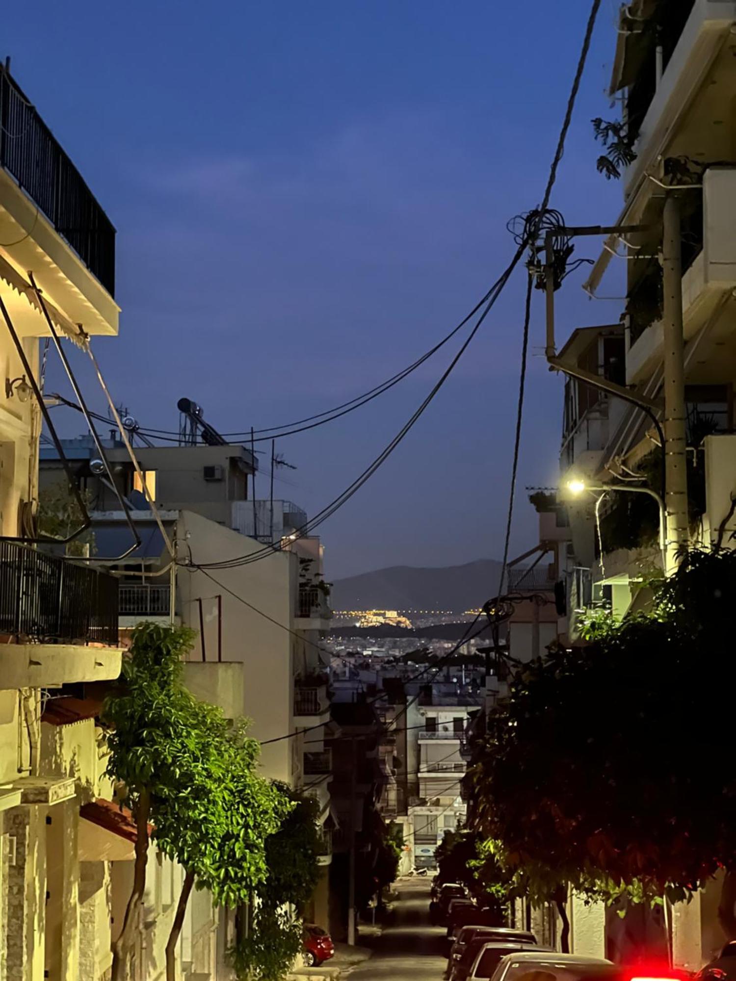 H&H Cozy Retreat Apartamento Pireu Exterior foto
